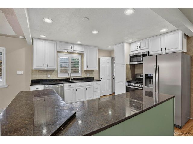 6422 Independence St, Arvada, CO 80004