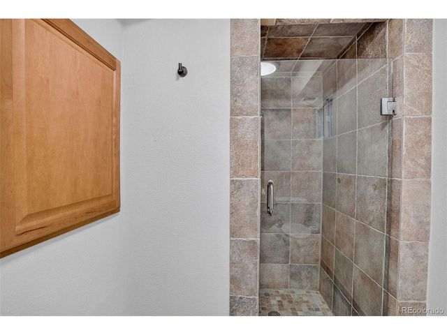 6422 Independence St, Arvada, CO 80004