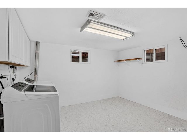6422 Independence St, Arvada, CO 80004