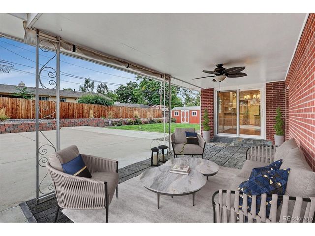 6422 Independence St, Arvada, CO 80004