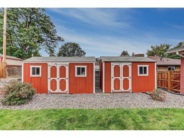 6422 Independence St, Arvada, CO 80004