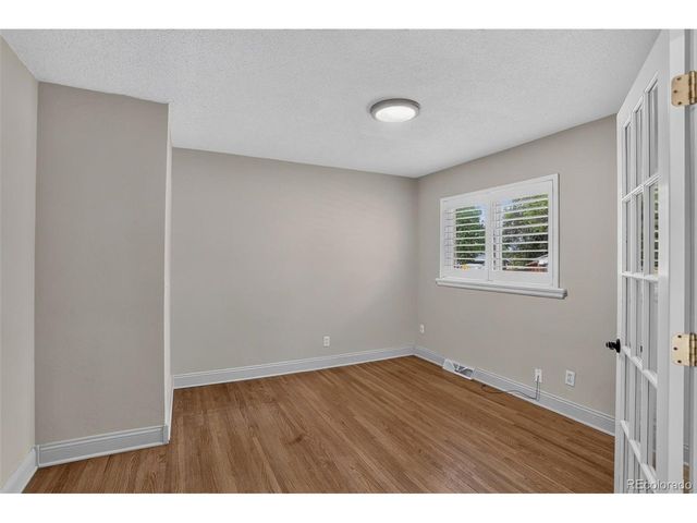 6422 Independence St, Arvada, CO 80004