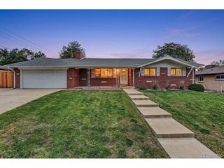 6422 Independence St, Arvada, CO 80004