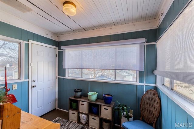 6065 Wanda Avenue, St Louis, MO 63116