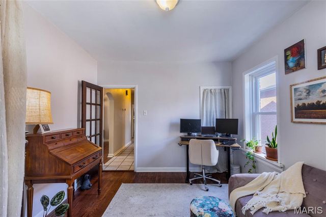 6065 Wanda Avenue, St Louis, MO 63116