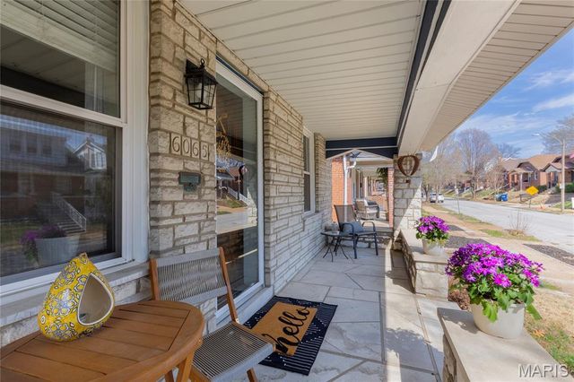 6065 Wanda Avenue, St Louis, MO 63116