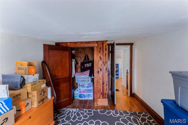 6065 Wanda Avenue, St Louis, MO 63116