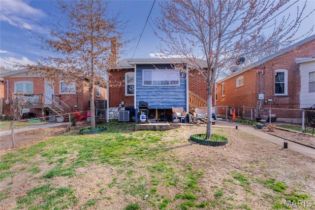 6065 Wanda Avenue, St Louis, MO 63116