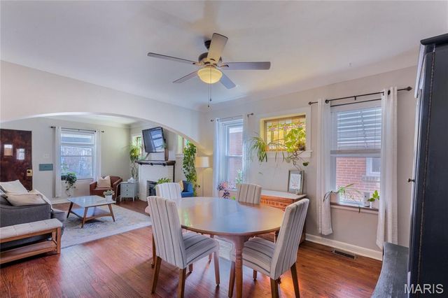 6065 Wanda Avenue, St Louis, MO 63116