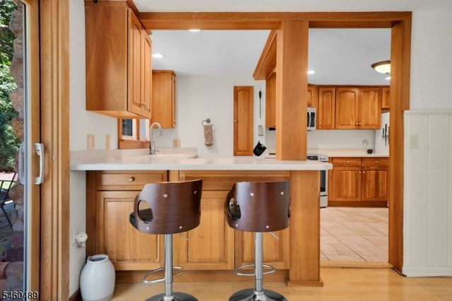 10 Boonton Ave, Montville Twp., NJ 07005