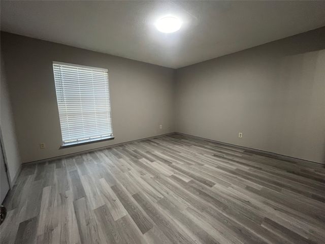 826 Skyline Drive, Duncanville, TX 75116