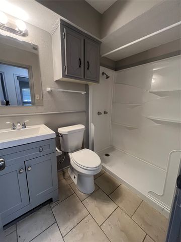 826 Skyline Drive, Duncanville, TX 75116