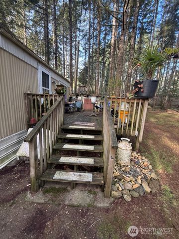 10 E Barnsby Place, Shelton, WA 98584