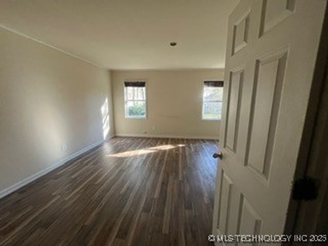 60405 E 252 Lane, Grove, OK 74344