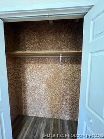 60405 E 252 Lane, Grove, OK 74344