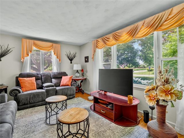 736 Paul Road, Chili, NY 14624