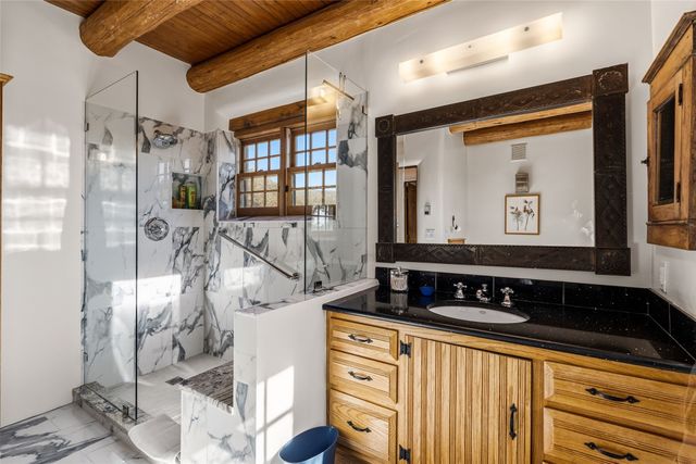 1057 Camino Manana, Santa Fe, NM 87501