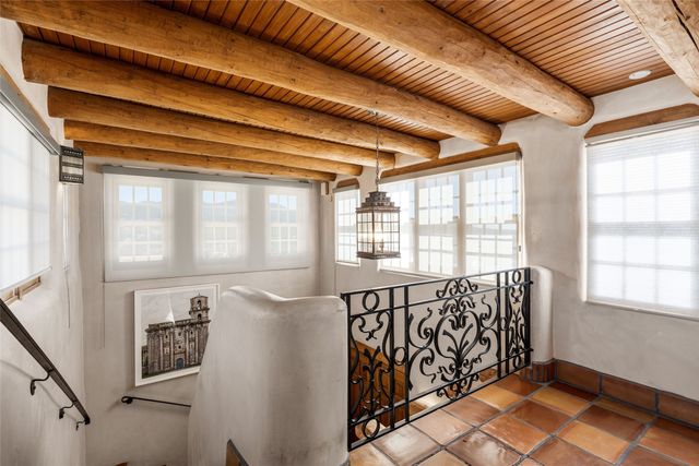 1057 Camino Manana, Santa Fe, NM 87501