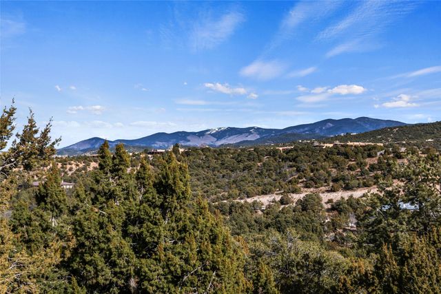 1057 Camino Manana, Santa Fe, NM 87501