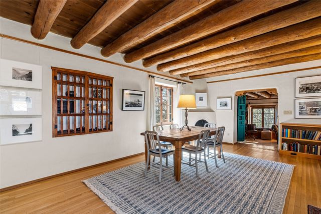 1057 Camino Manana, Santa Fe, NM 87501