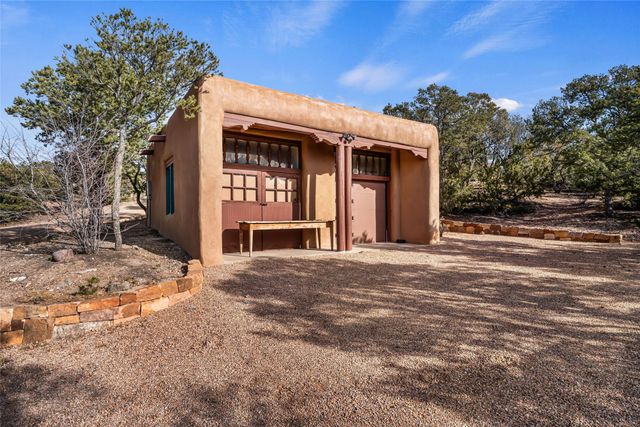 1057 Camino Manana, Santa Fe, NM 87501