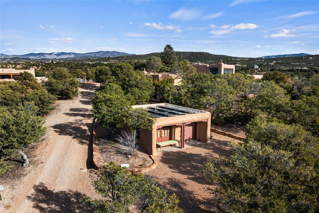 1057 Camino Manana, Santa Fe, NM 87501