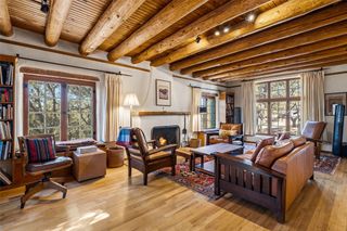 1057 Camino Manana, Santa Fe, NM 87501