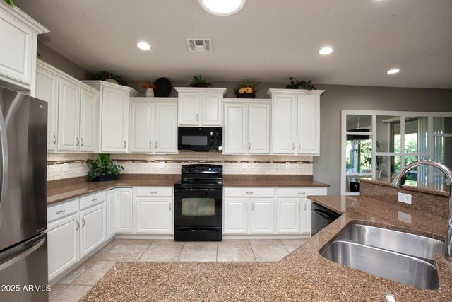 27162 W YUKON Circle, Buckeye, AZ 85396