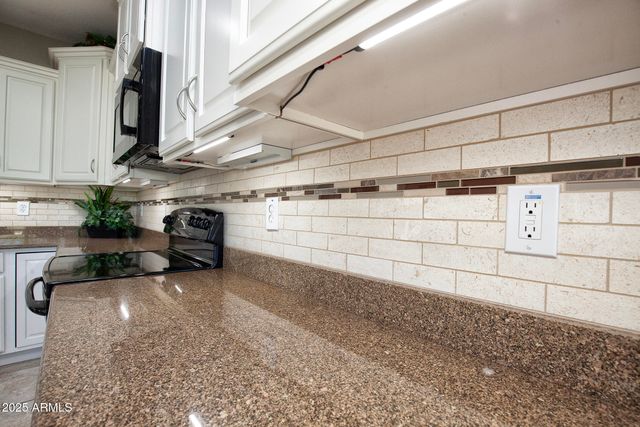 27162 W YUKON Circle, Buckeye, AZ 85396