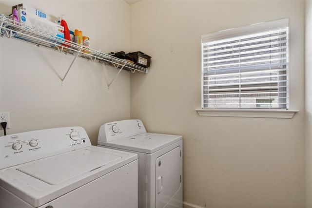 4996 GRANITE CREEK RD, Memphis, TN 38125