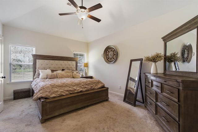 4996 GRANITE CREEK RD, Memphis, TN 38125