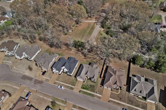 4996 GRANITE CREEK RD, Memphis, TN 38125