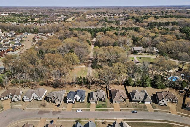 4996 GRANITE CREEK RD, Memphis, TN 38125