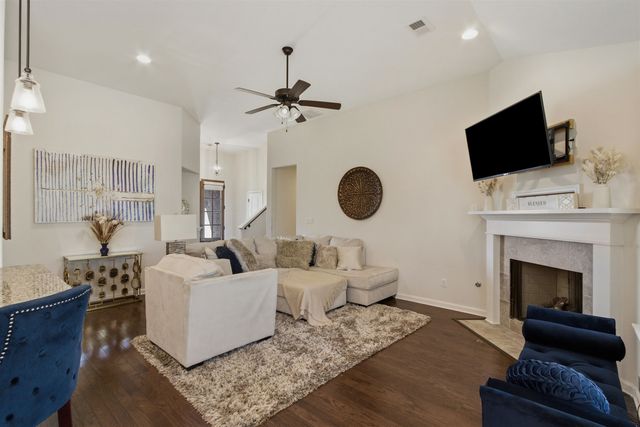 4996 GRANITE CREEK RD, Memphis, TN 38125