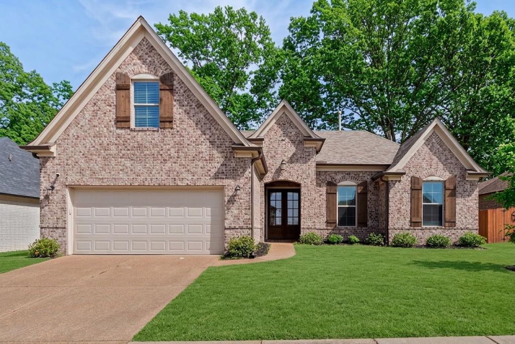 4996 GRANITE CREEK RD, Memphis, TN 38125