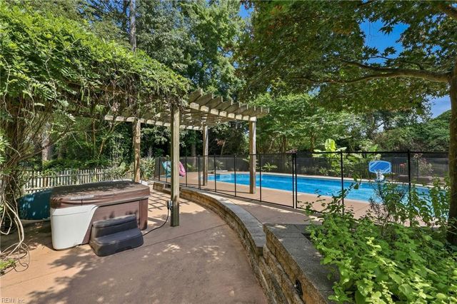 1525 Southwick RD, Virginia Beach, VA 23451