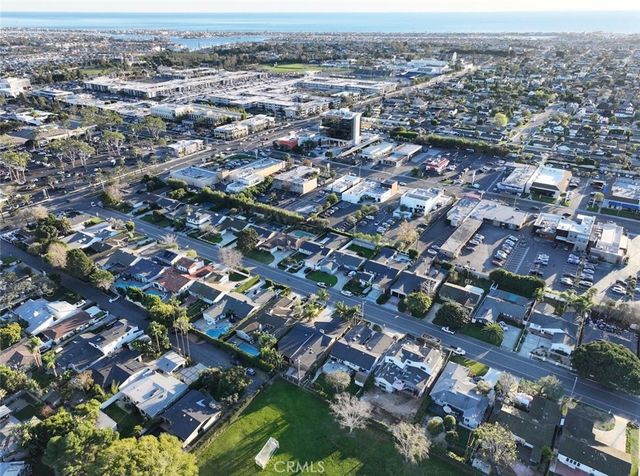 450 Cabrillo, Costa Mesa, CA 92627