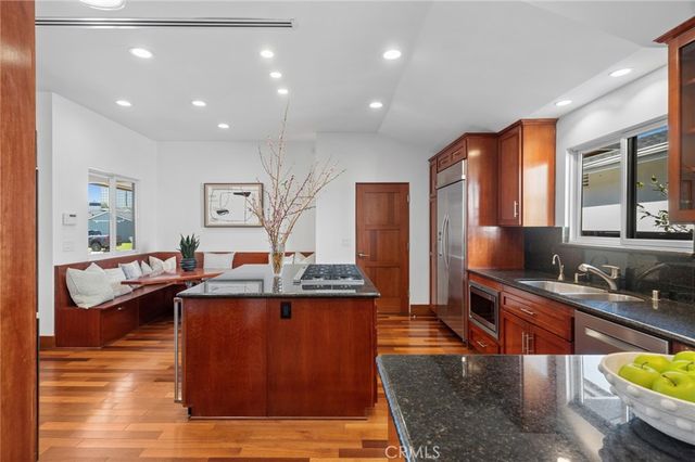 450 Cabrillo, Costa Mesa, CA 92627