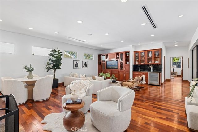 450 Cabrillo, Costa Mesa, CA 92627