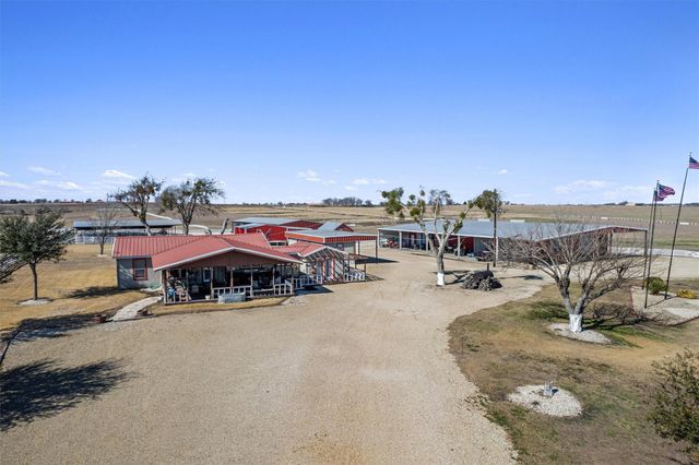5300A County Road 424, Taylor, TX 76574