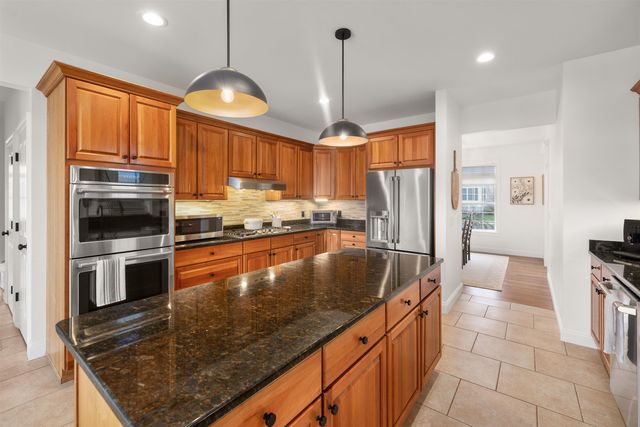 62 Crispin Drive, South Burlington, VT 05403