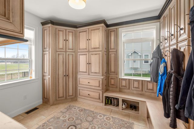 62 Crispin Drive, South Burlington, VT 05403