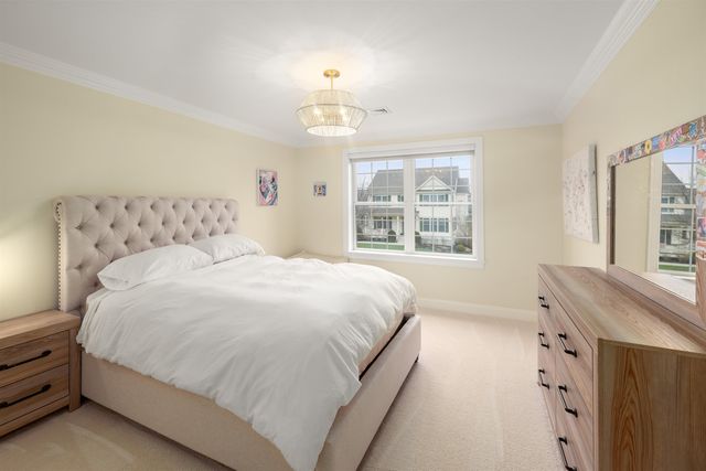 62 Crispin Drive, South Burlington, VT 05403