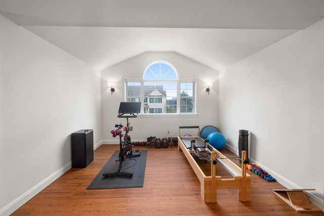 62 Crispin Drive, South Burlington, VT 05403