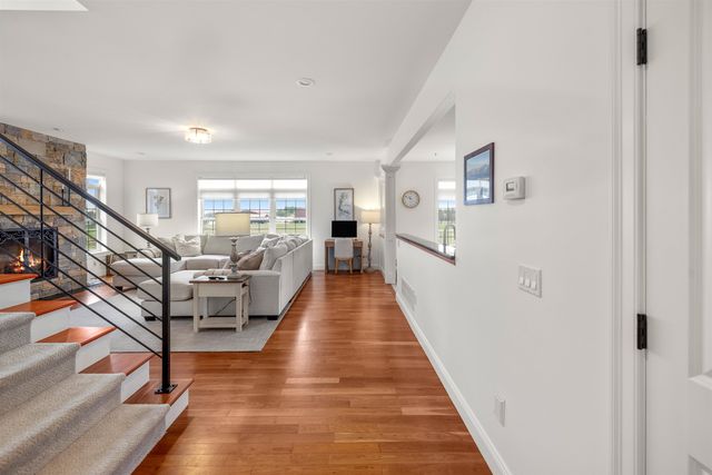 62 Crispin Drive, South Burlington, VT 05403