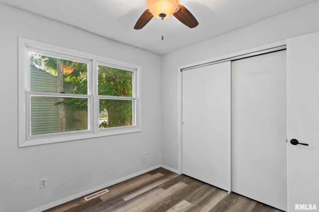 2523 RIDGE Avenue, Springfield, IL 62702