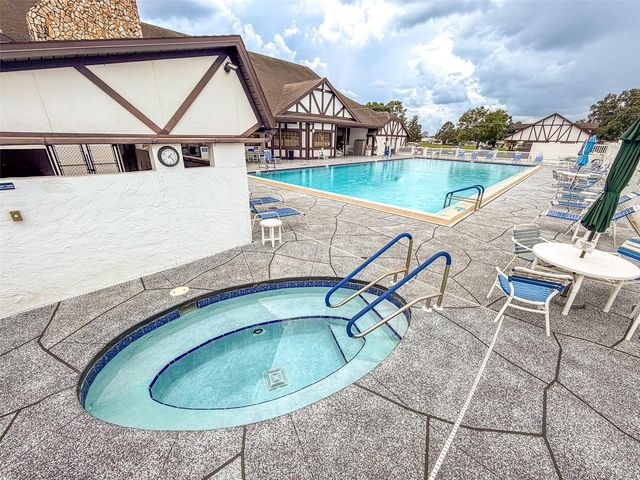2260 GRAND CYPRESS DRIVE, Lakeland, FL 33810