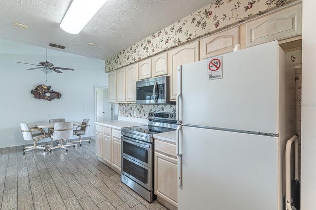 2260 GRAND CYPRESS DRIVE, Lakeland, FL 33810
