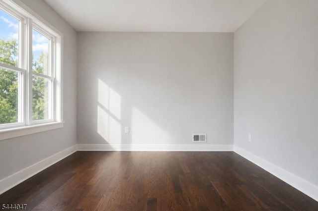 48 Salem St, Newark City, NJ 07106