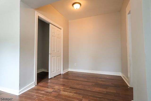 48 Salem St, Newark City, NJ 07106